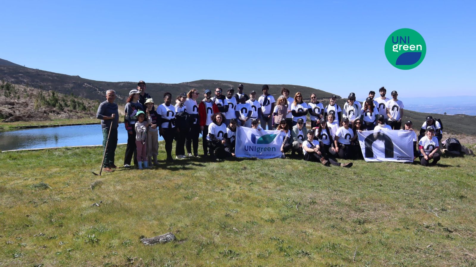 PUC volunteers plant 1,800 trees in area hit by forest fires 
